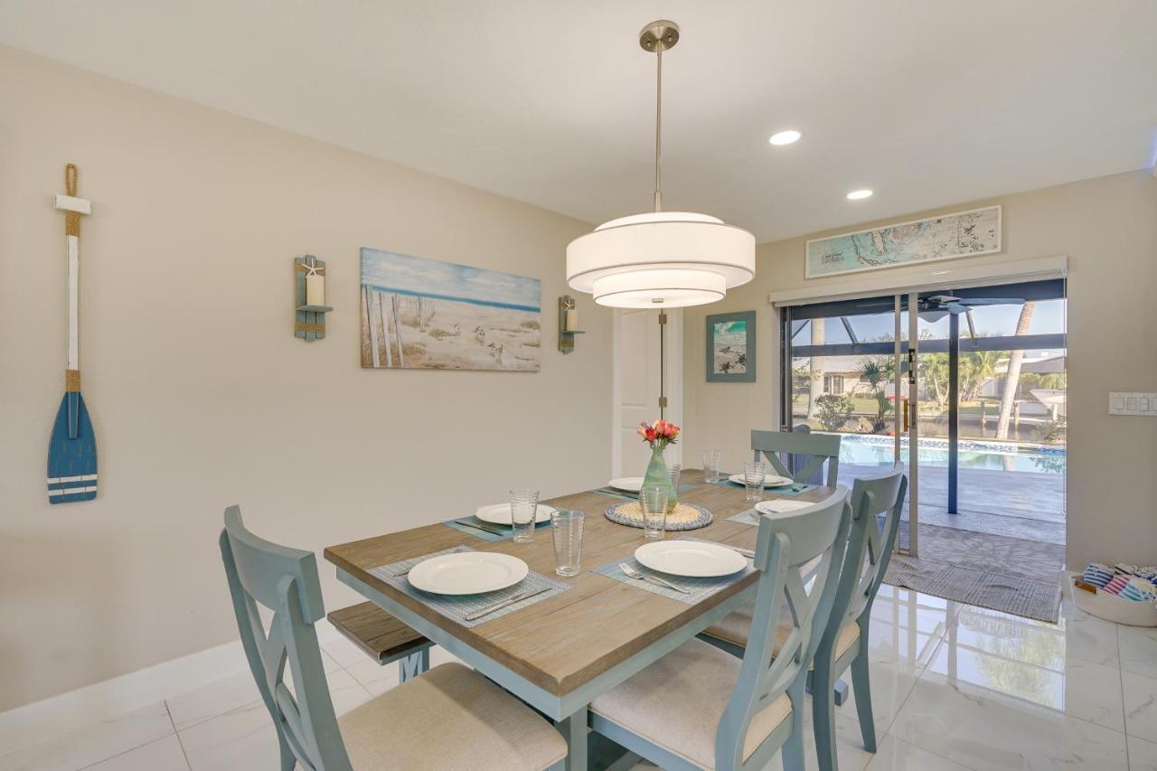 Waterfront Cape Coral Home With Private Pool! エクステリア 写真